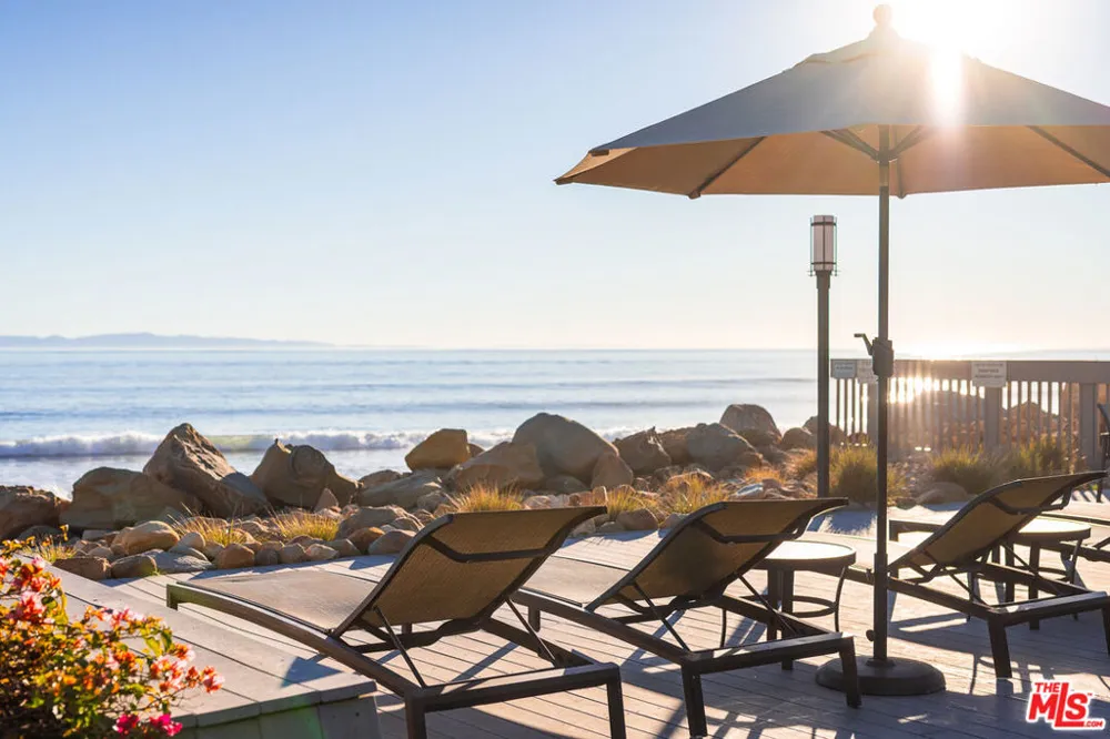 1301 Plaza De Sonadores Santa Barbara, CA 93108