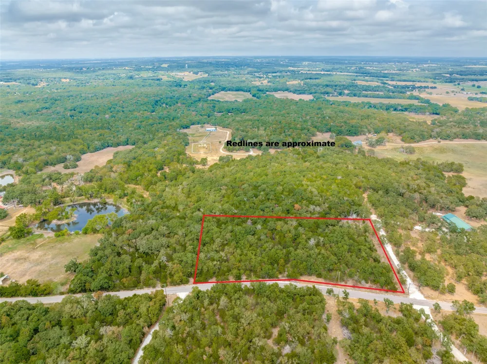 209 Red Top Road Valley View, TX 76272