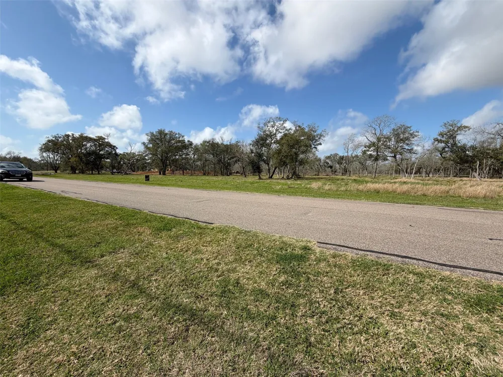 31810 Amberjack Drive Richwood, TX 77515