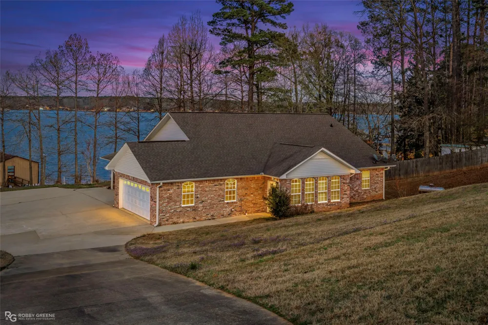 703 Airport Loop Homer, LA 71040
