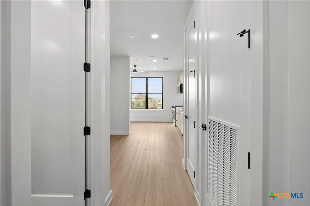 634 Central Parkway #1212 New Braunfels, TX 78130