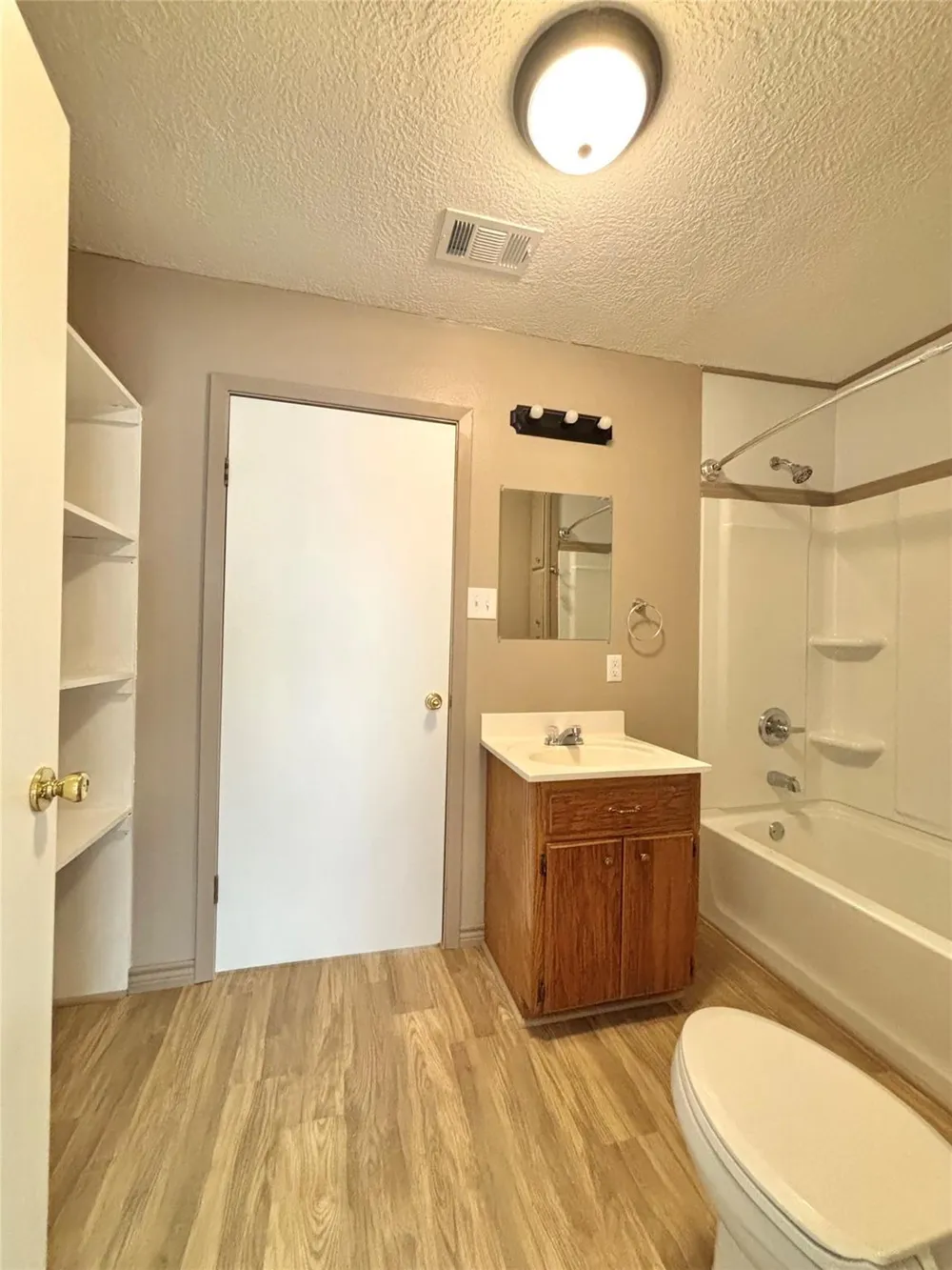 909 W Elder Colmesneil, TX 75938