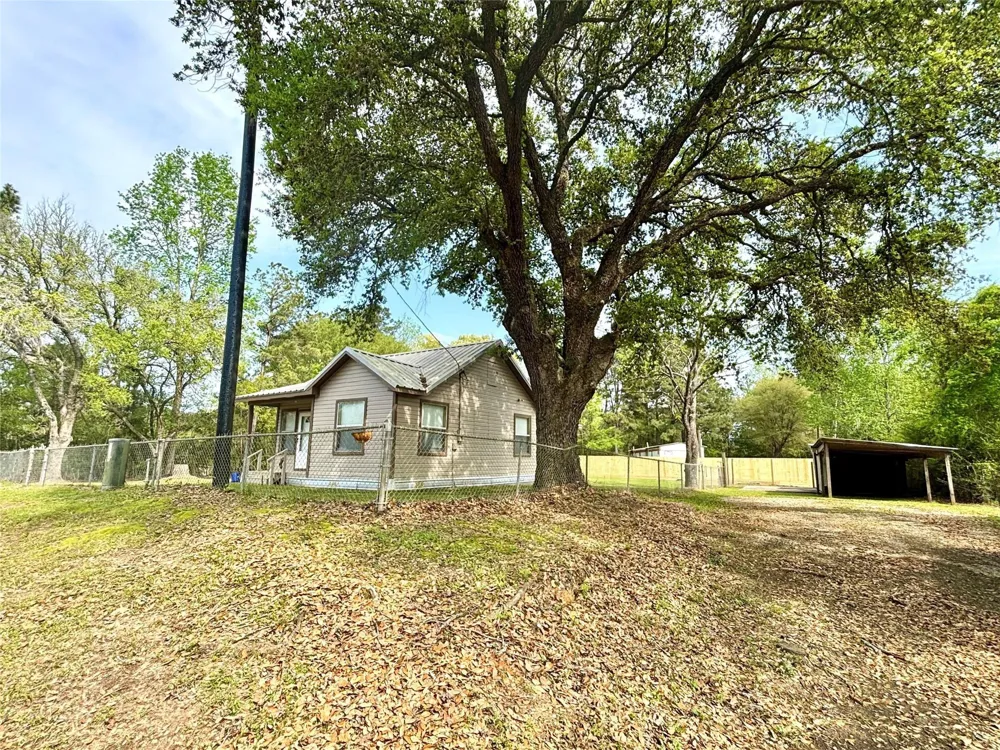 909 W Elder Colmesneil, TX 75938