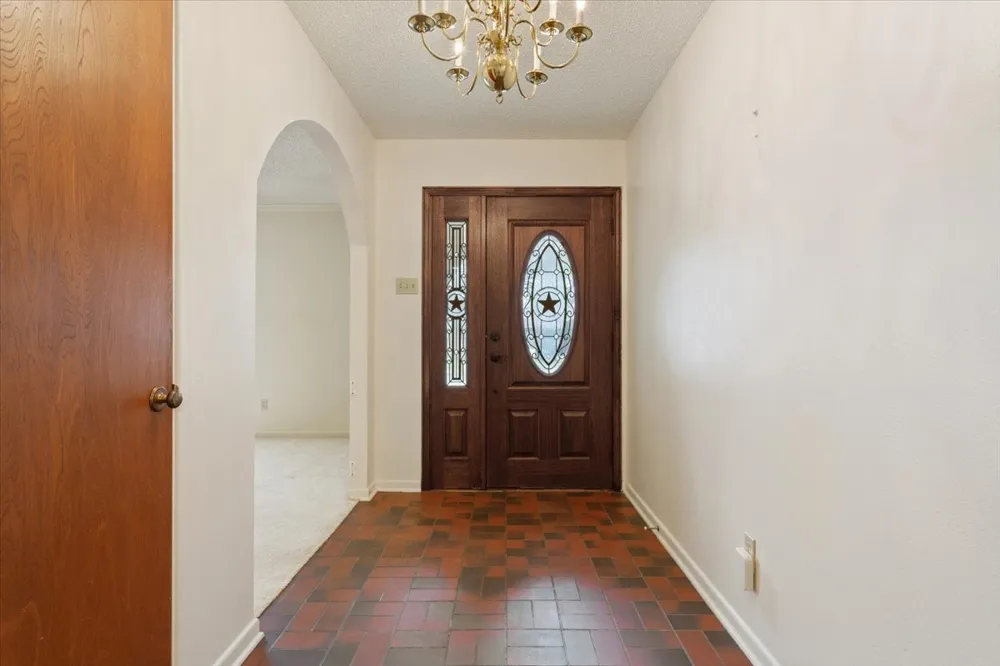 120 Wooded Crest Drive Woodway, TX 76712