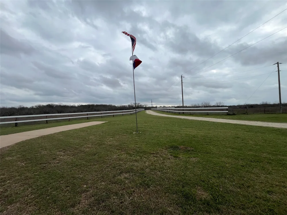 375 Lcr 358 Mart, TX 76664