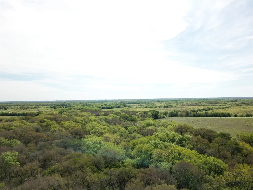 375 Lcr 358 Mart, TX 76664