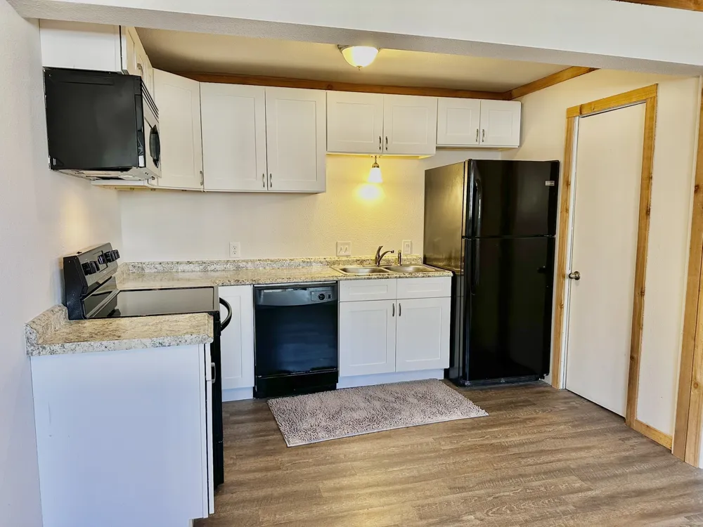 161 Elizabeth Street #B Pottsboro, TX 75076