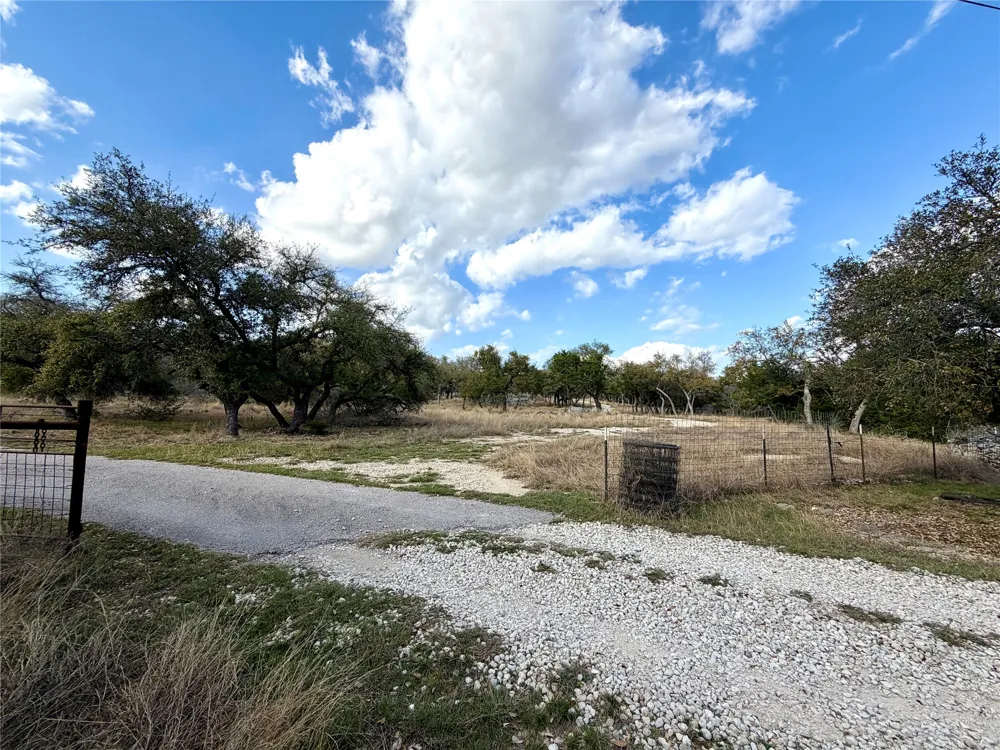 1358 County Road 233 Road Florence, TX 76527