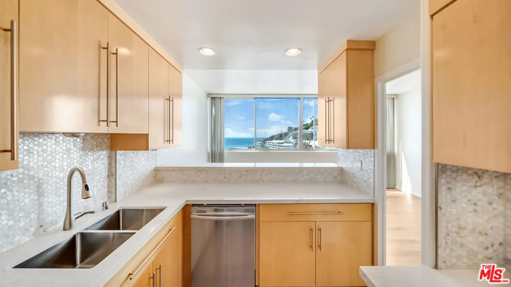17350 W Sunset Boulevard #506C Pacific Palisades, CA 90272