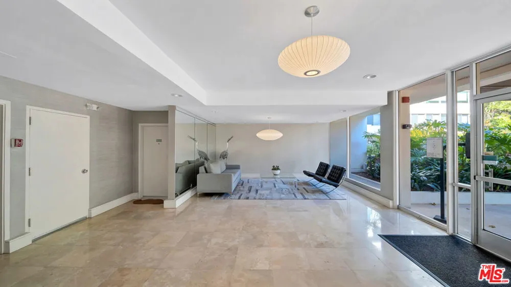 17350 W Sunset Boulevard #506C Pacific Palisades, CA 90272