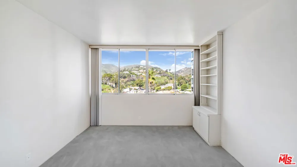 17350 W Sunset Boulevard #506C Pacific Palisades, CA 90272