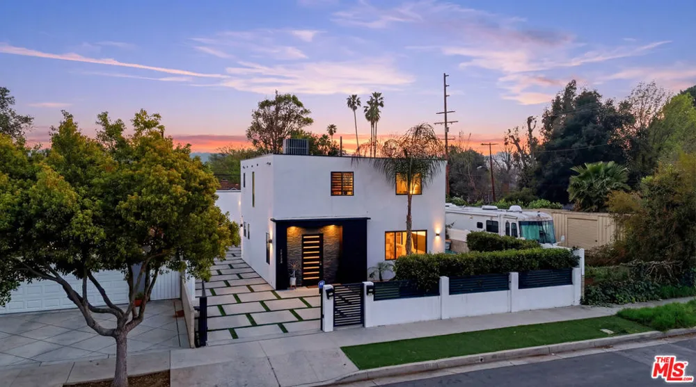 14650 Margate Street Sherman Oaks, CA 91411