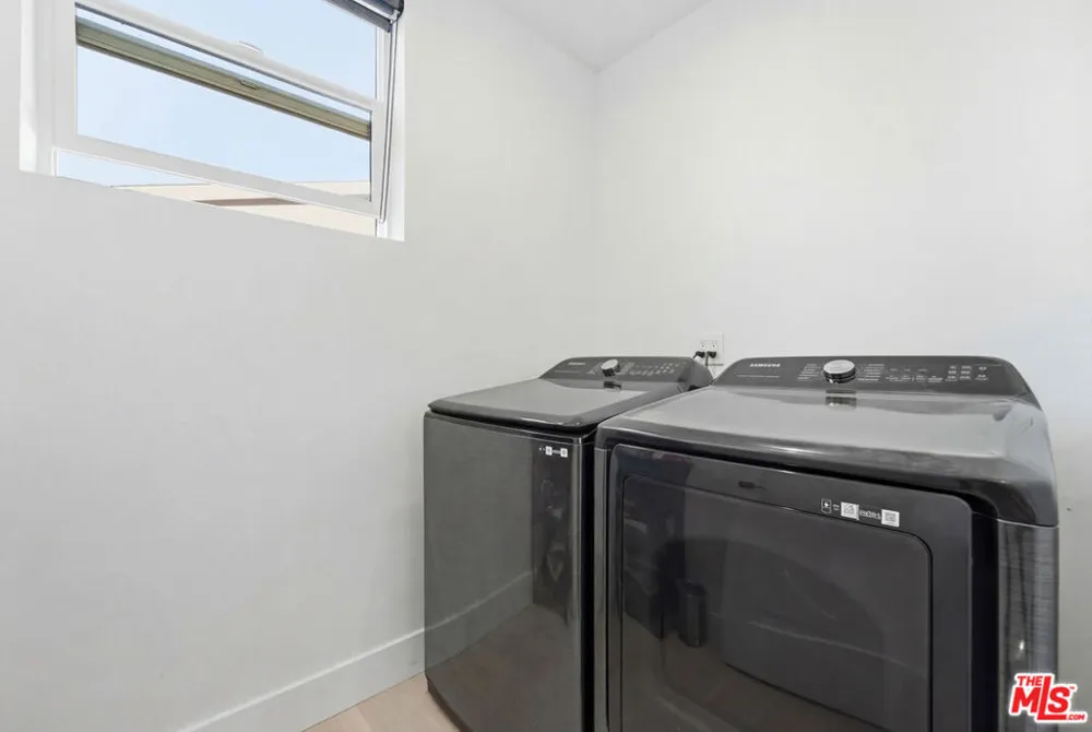 14650 Margate Street Sherman Oaks, CA 91411
