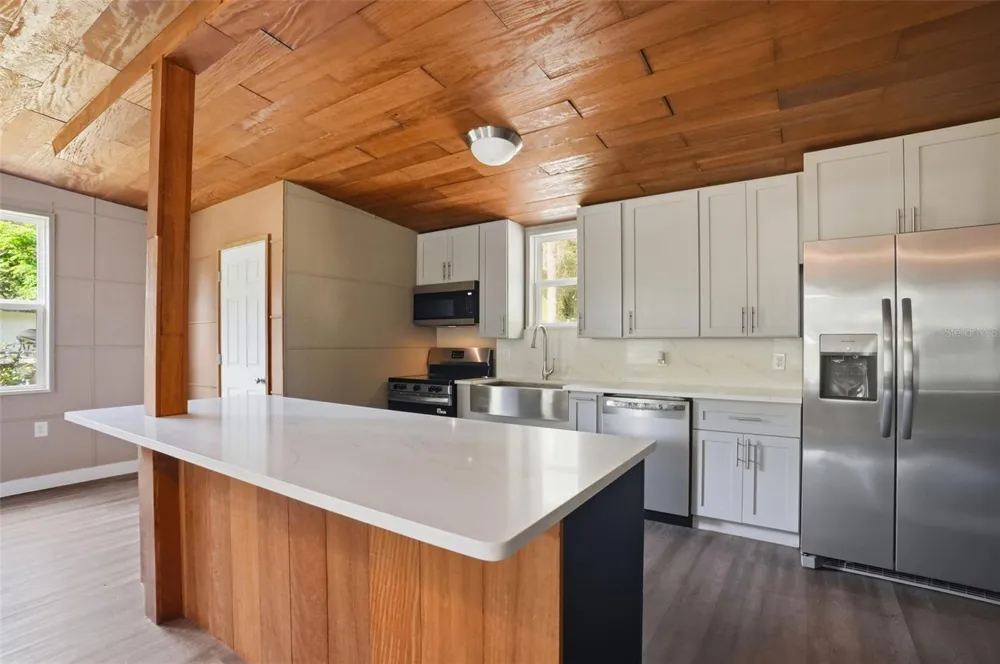 320 S OTIS AVENUE Lecanto, FL 34461