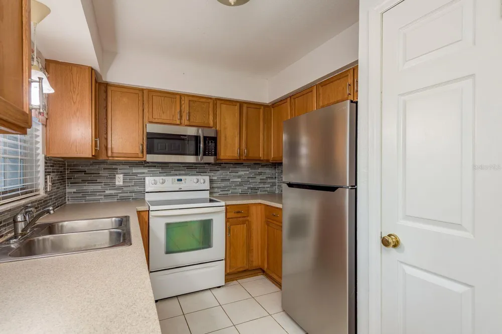 37236 EMBASSY PARK LANE #1 Dade City, FL 33525
