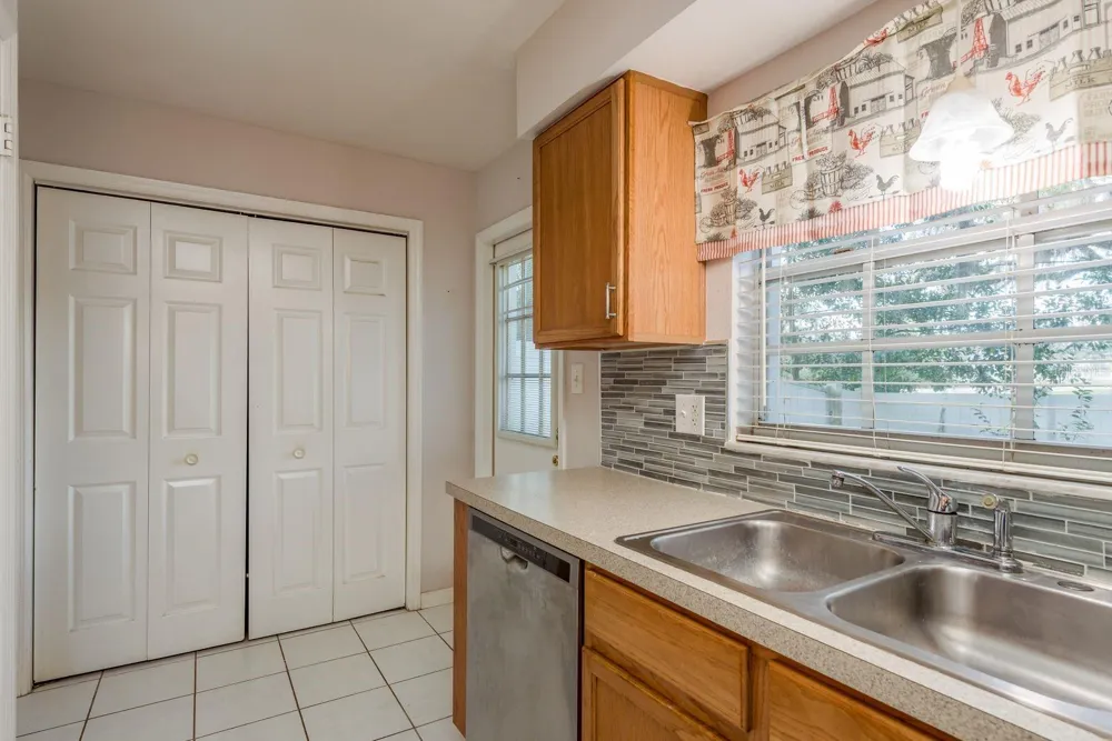 37236 EMBASSY PARK LANE #1 Dade City, FL 33525