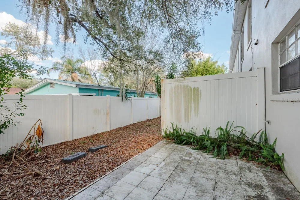 37236 EMBASSY PARK LANE #1 Dade City, FL 33525