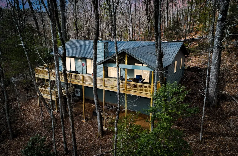 145 Rhododendron Court Sapphire, NC 28774