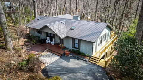 145 Rhododendron Court