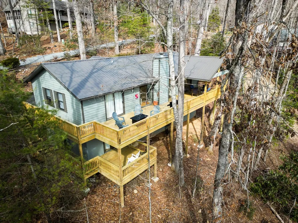 145 Rhododendron Court Sapphire, NC 28774