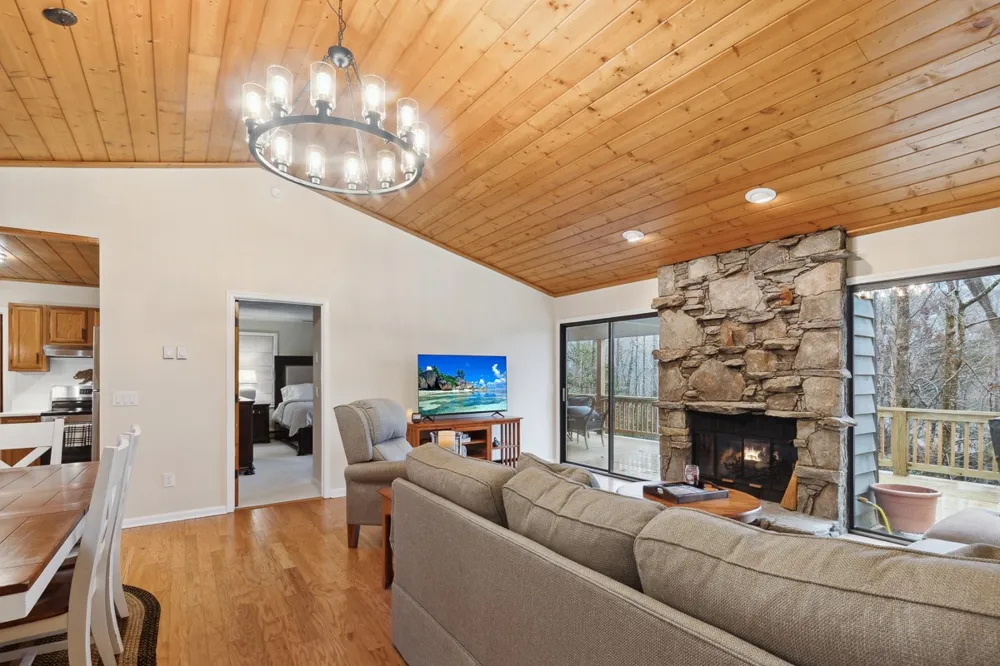 145 Rhododendron Court Sapphire, NC 28774
