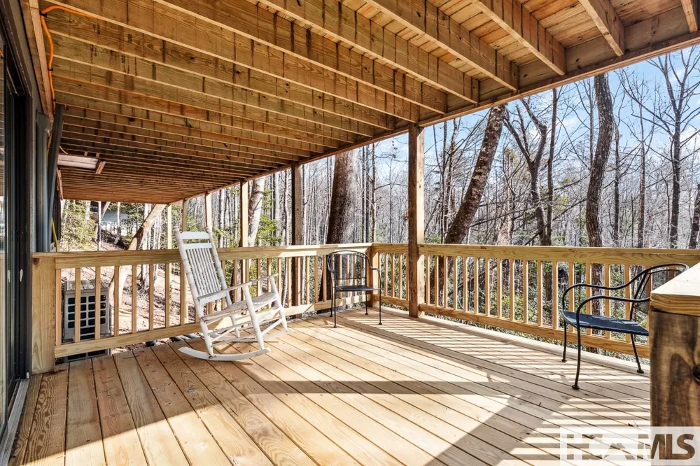 145 Rhododendron Court Sapphire, NC 28774