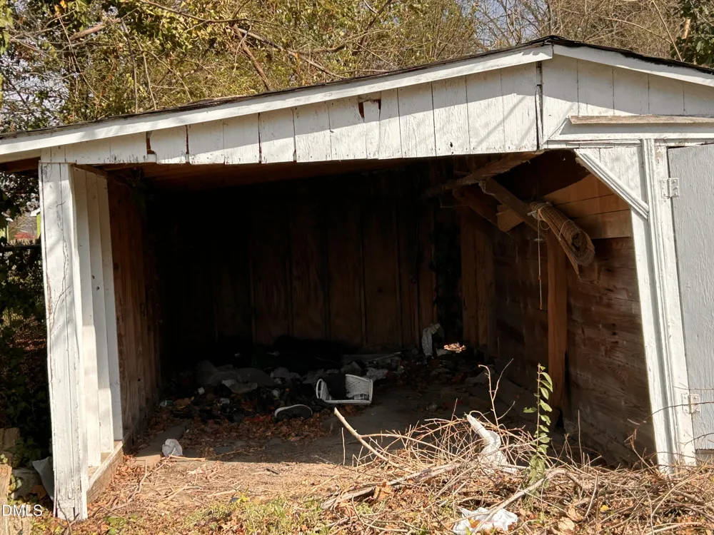 104 Ash Street E Wilson, NC 27893