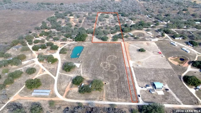 775 Mobile Home Poteet, TX 78065
