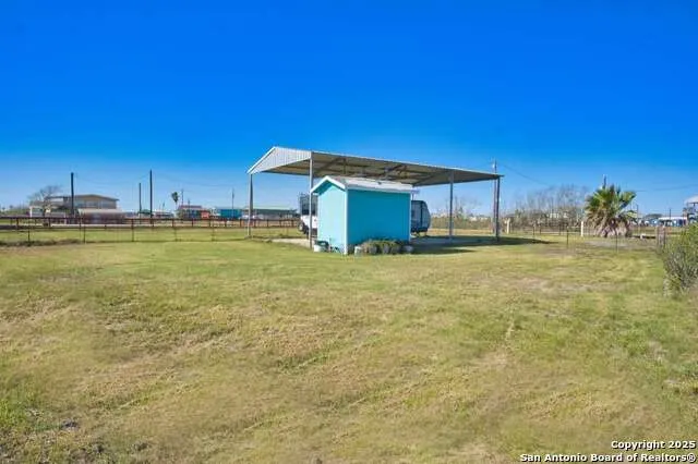 171 Flamingo St. Sargent, TX 77414