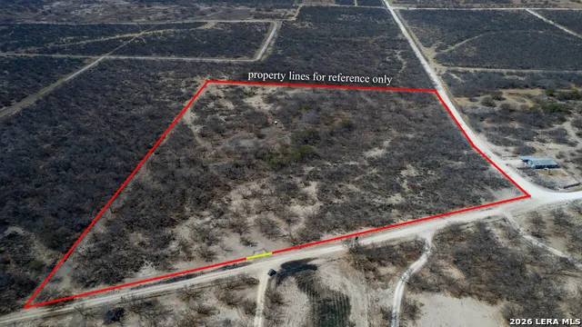 1086 Curtis Bourn Crystal City, TX 78839