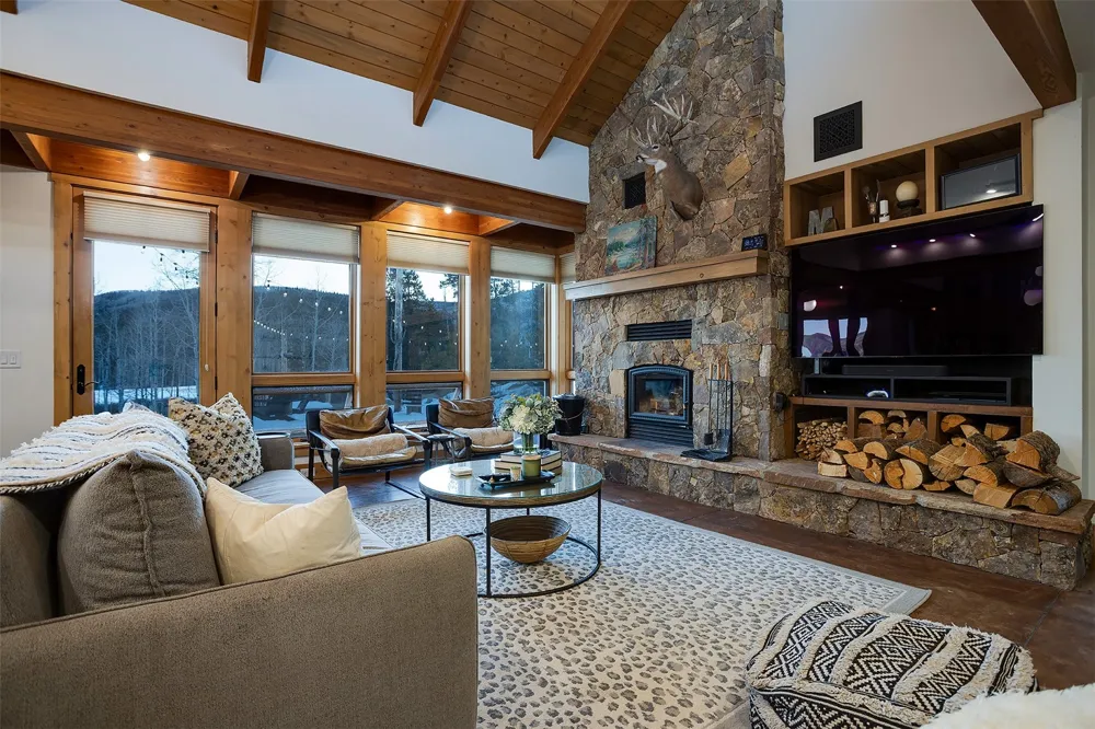 20850 Cheyenne Trail Oak Creek, CO 80467