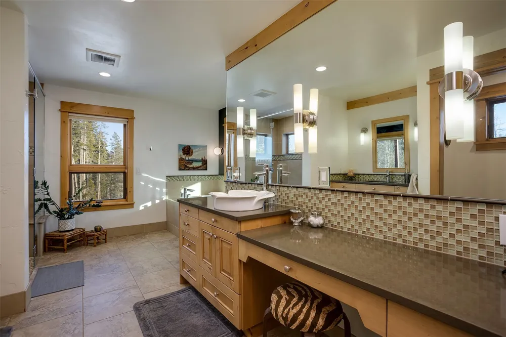 20850 Cheyenne Trail Oak Creek, CO 80467