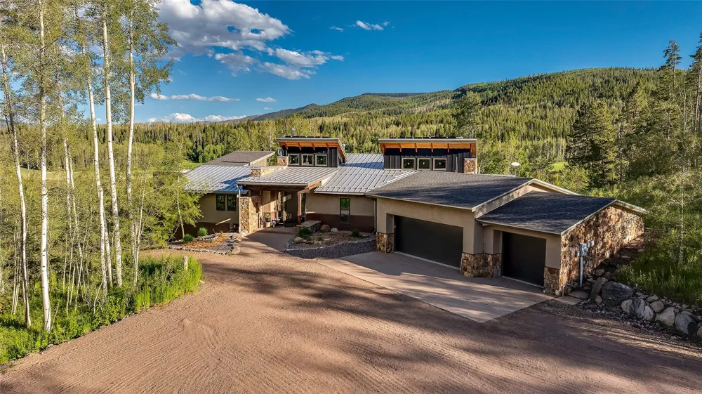 20850 Cheyenne Trail Oak Creek, CO 80467
