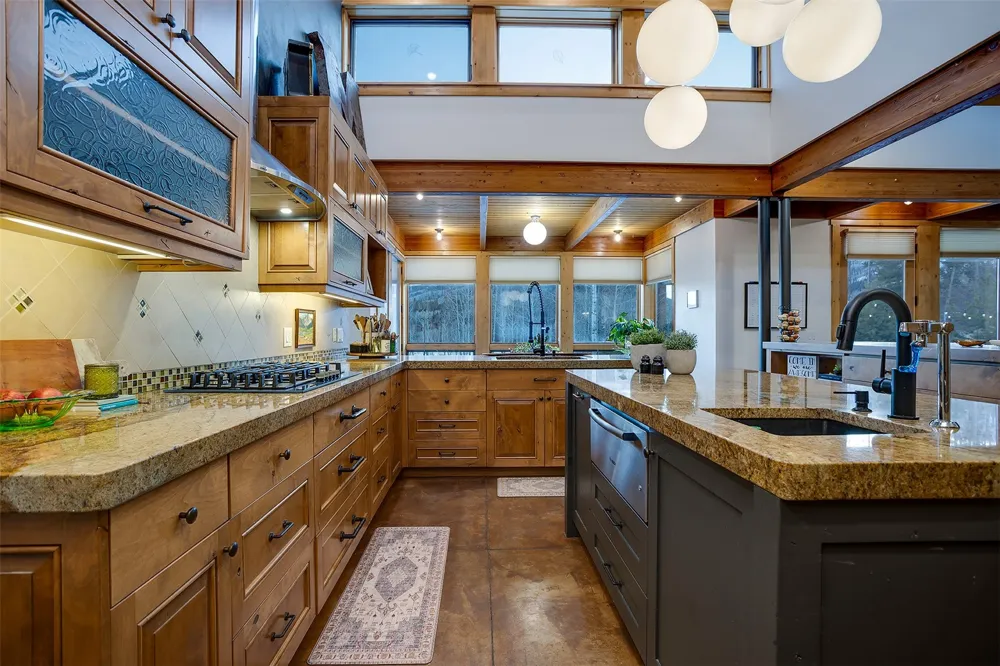 20850 Cheyenne Trail Oak Creek, CO 80467