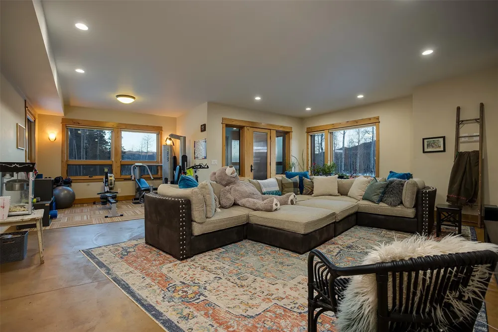 20850 Cheyenne Trail Oak Creek, CO 80467