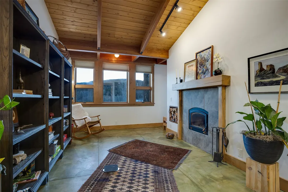 20850 Cheyenne Trail Oak Creek, CO 80467