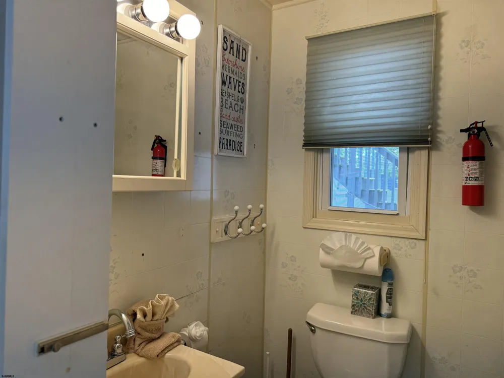 339 S 37   BEACH BLOCK Street Brigantine, NJ 08203