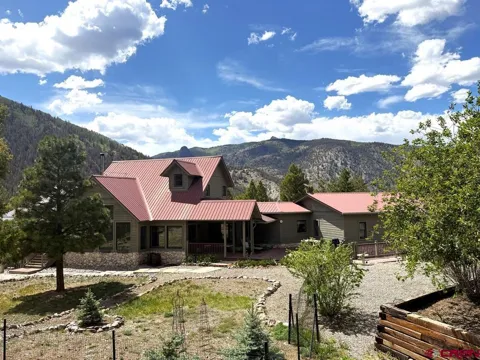 1244 Golden Pearl Lane