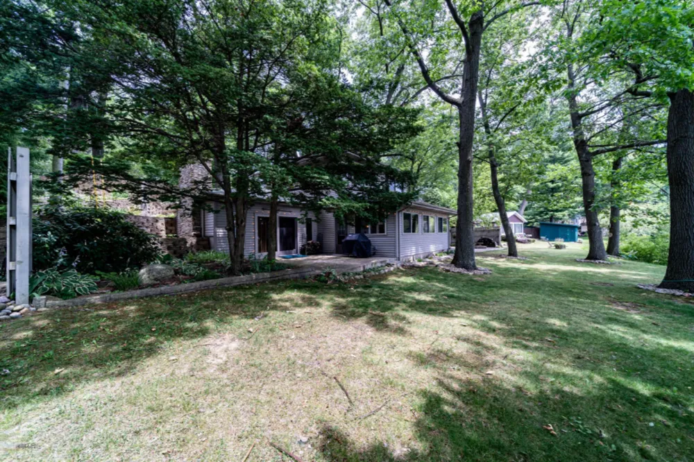 51000 Maple Road Marcellus, MI 49067