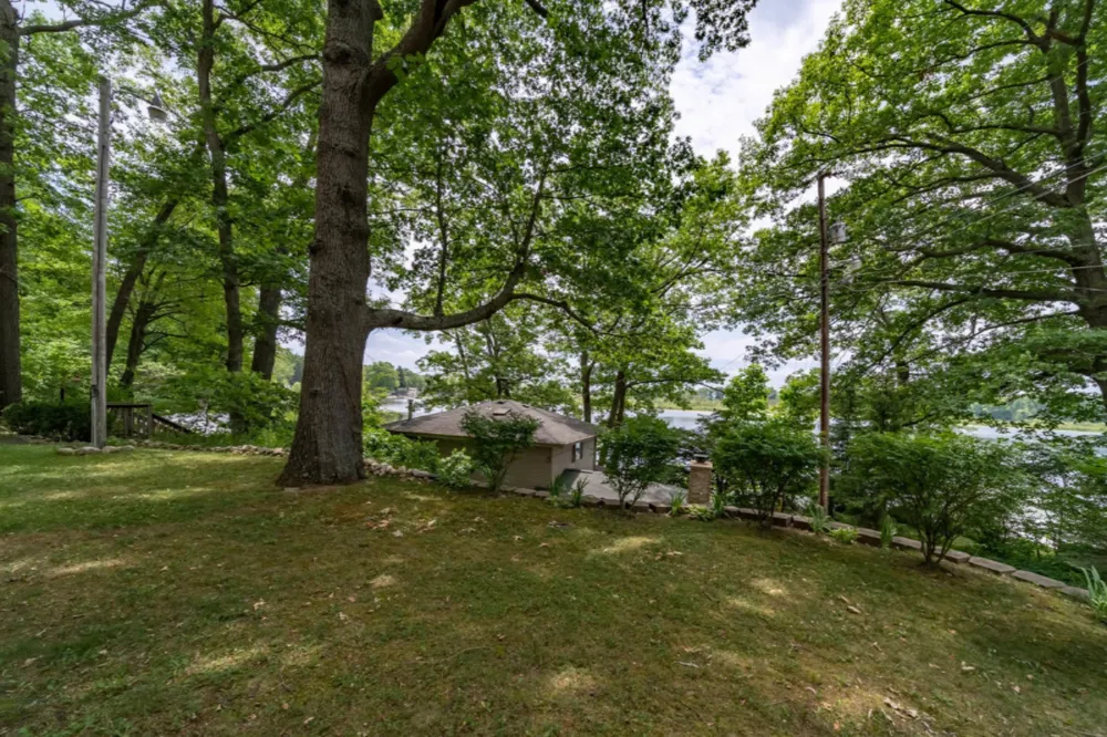 51000 Maple Road Marcellus, MI 49067