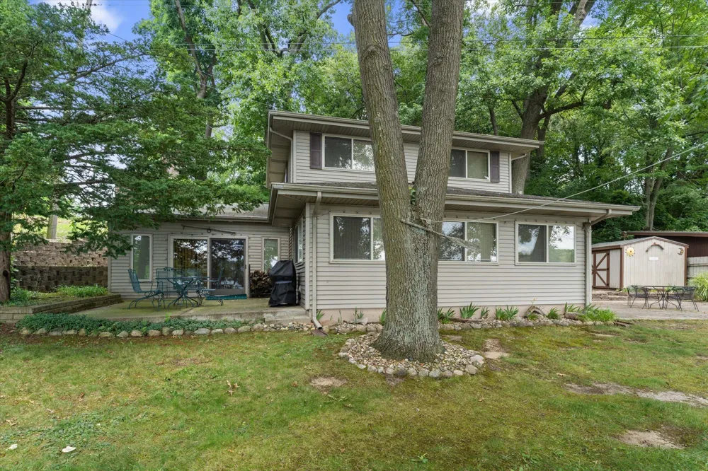 51000 Maple Road Marcellus, MI 49067