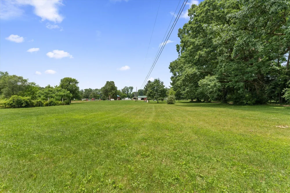 51000 Maple Road Marcellus, MI 49067