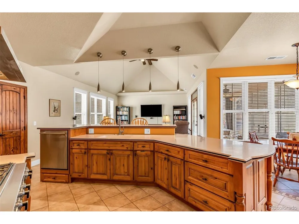 611 Rockridge Loop Canon City, CO 81212