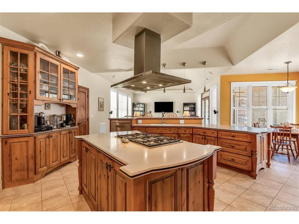 611 Rockridge Loop Canon City, CO 81212