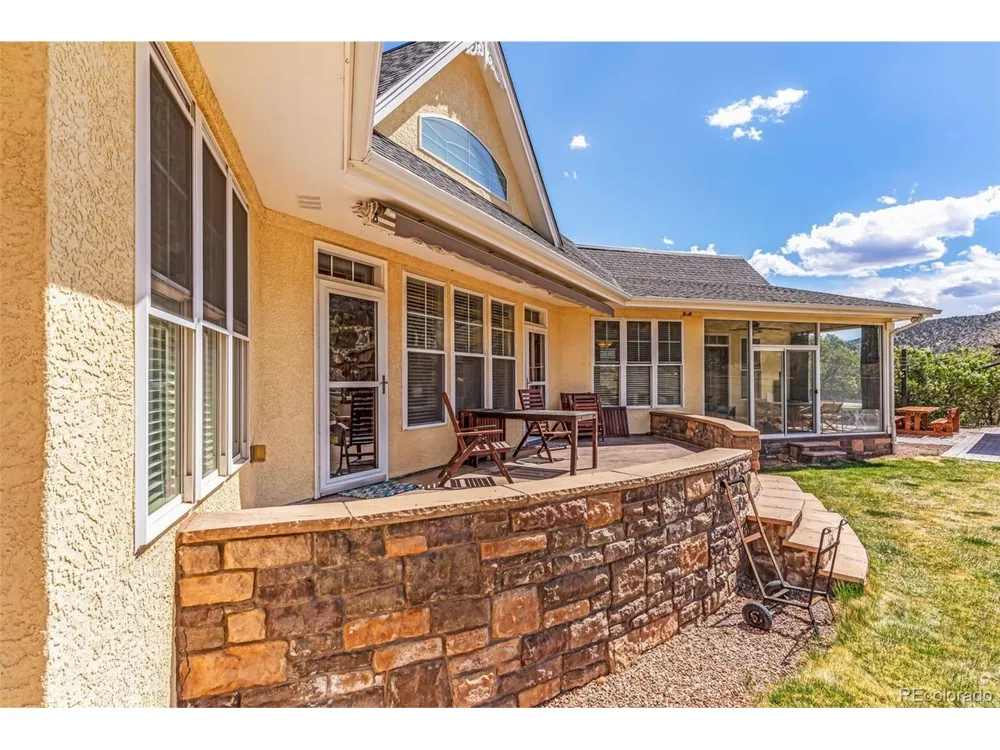 611 Rockridge Loop Canon City, CO 81212