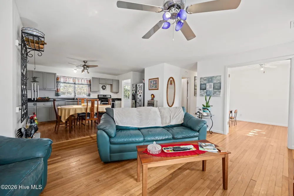 149 Bayshore Street Sea Level, NC 28577
