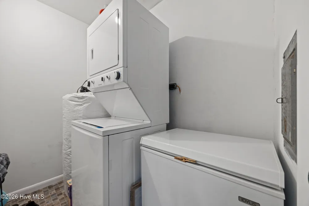 149 Bayshore Street Sea Level, NC 28577