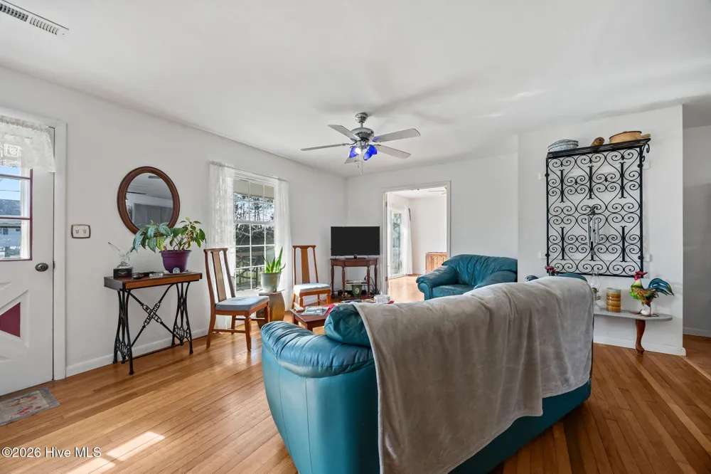 149 Bayshore Street Sea Level, NC 28577