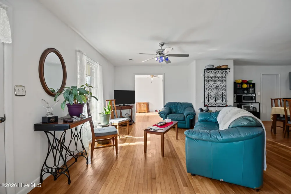 149 Bayshore Street Sea Level, NC 28577