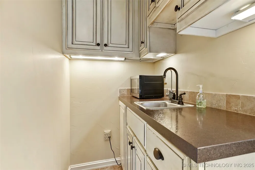 7474 S 288th EastAvenue Broken Arrow, OK 74014